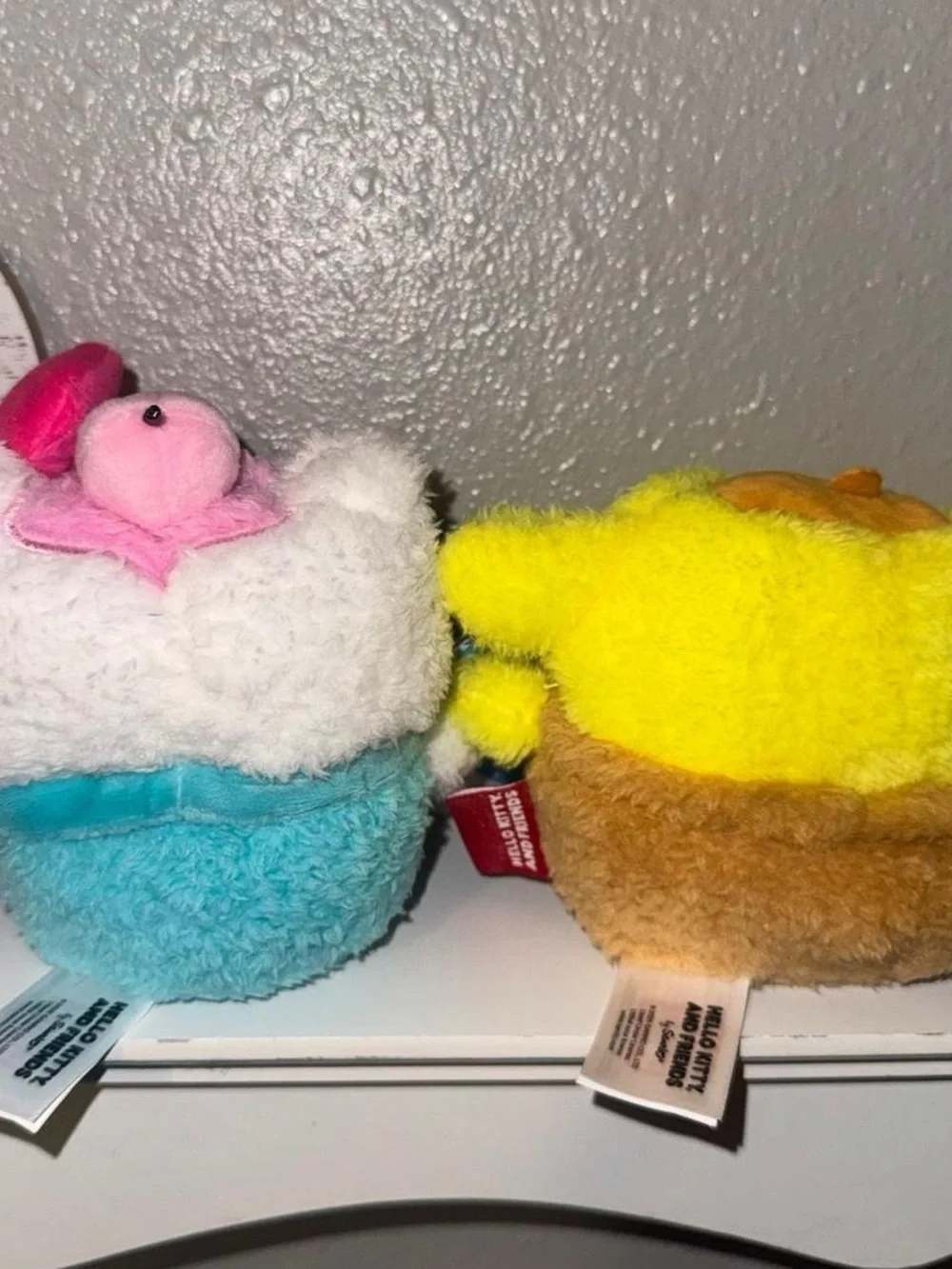 Hello Kitty Yellow & Brown Pompompurin Plush by BumBumz
